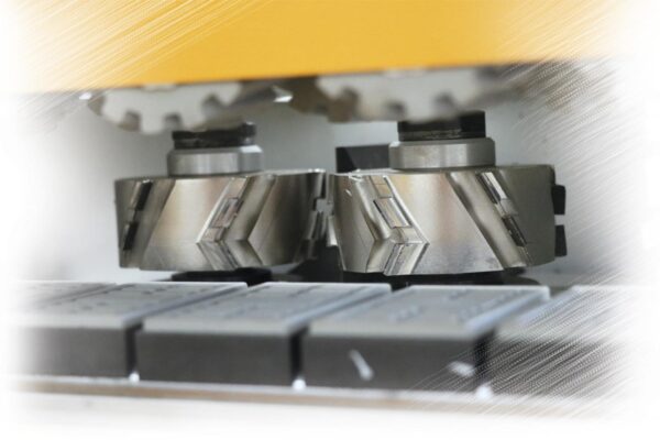Chapadora de cantos Mod. Compacta E 4TR2 + R PUR - Imagen 3