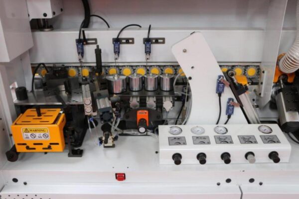 Chapadora de cantos Compacta 4T - Imagen 4