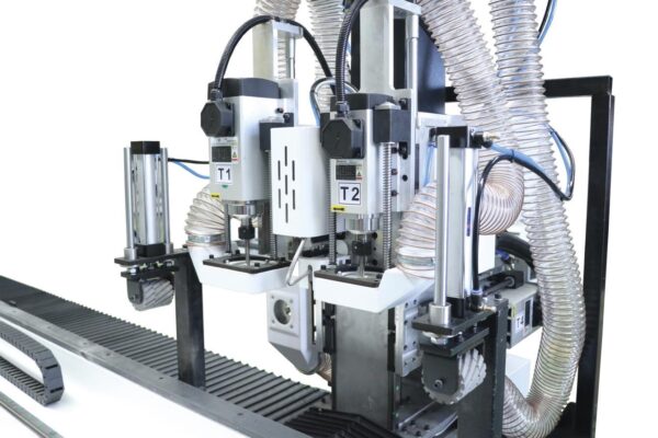 Fresadora cnc para puertas y galces Uni 3000 Comeva - Imagen 3